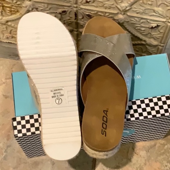 Soda Corky Sandals - Picture 5 of 5